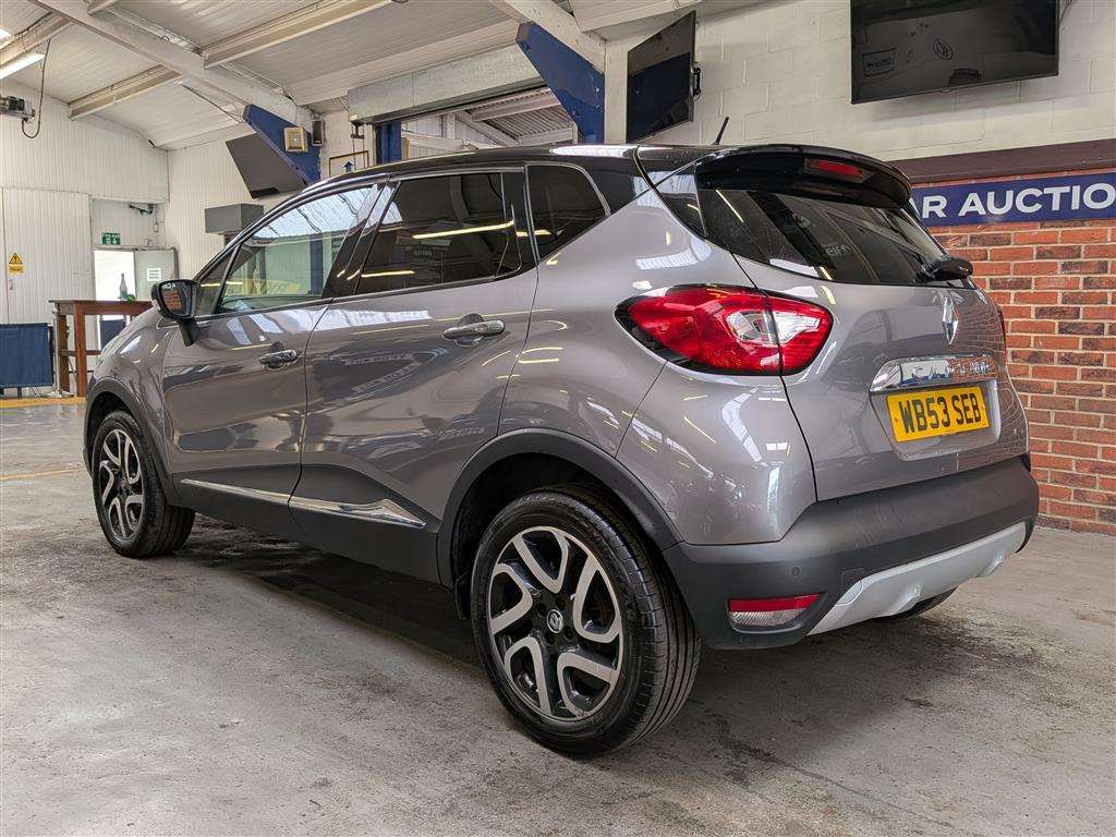 <p>2017 RENAULT CAPTUR SIGNATURE NAV DCI</p>
