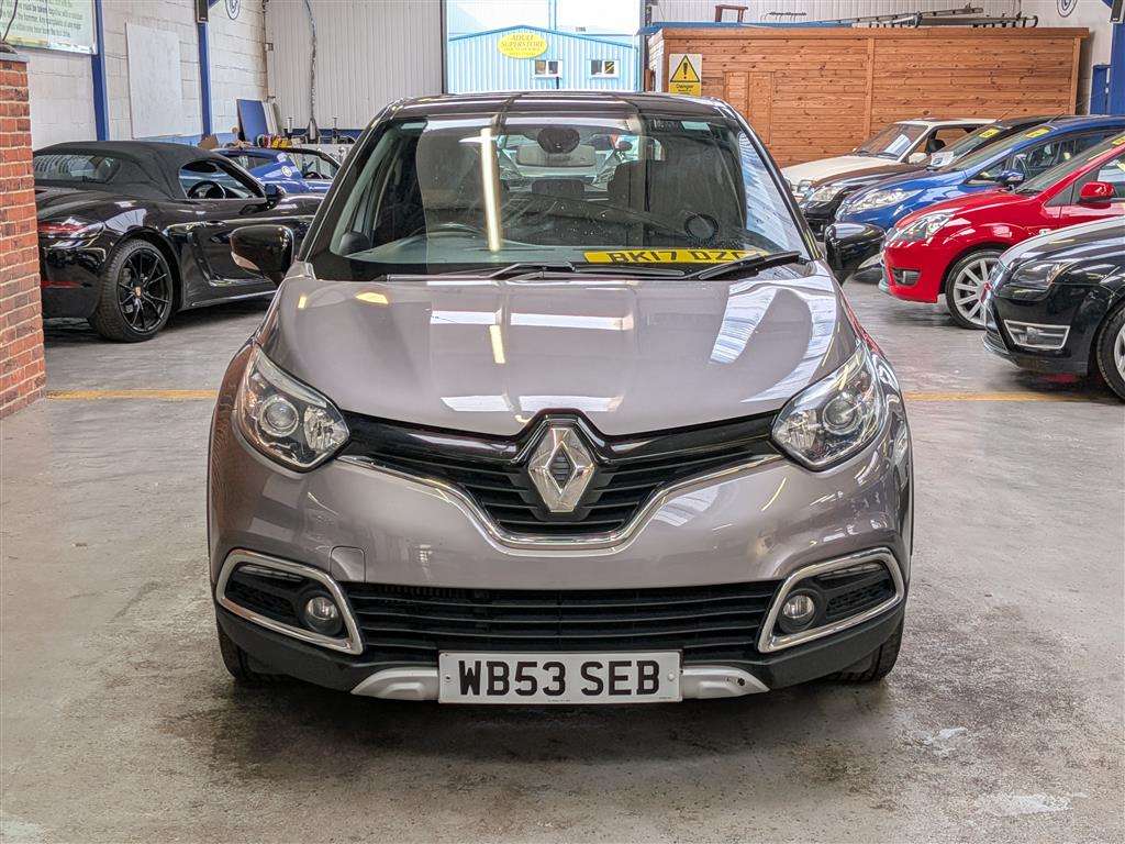 <p>2017 RENAULT CAPTUR SIGNATURE NAV DCI</p>