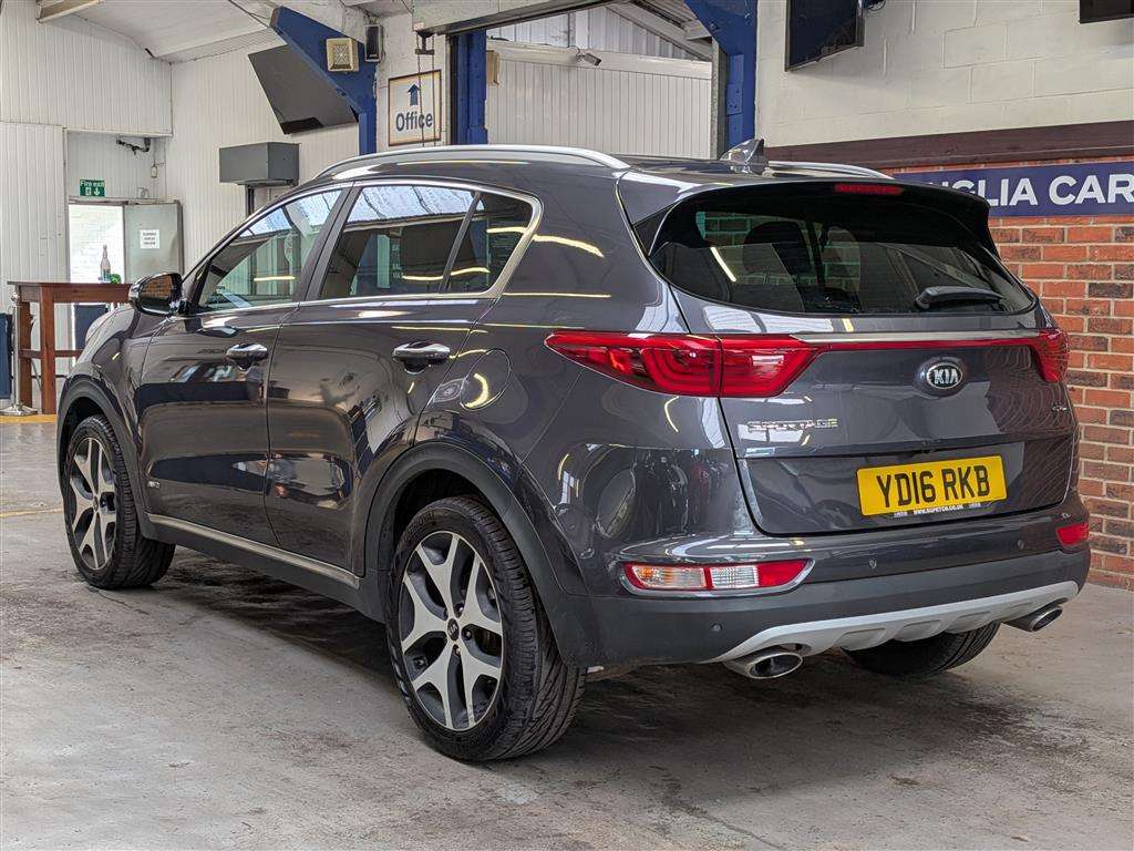 <p>2016 KIA SPORTAGE GT-LINE CRDI 4X4</p>