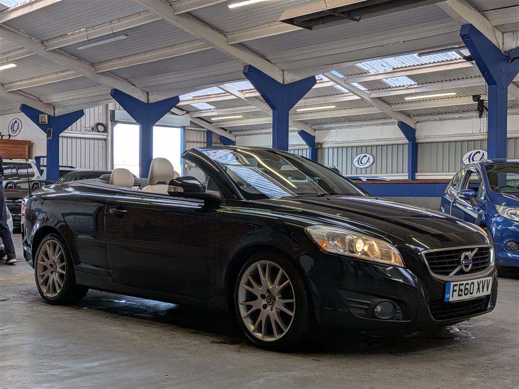<p>2010 VOLVO C70 SE D3 AUTO</p>