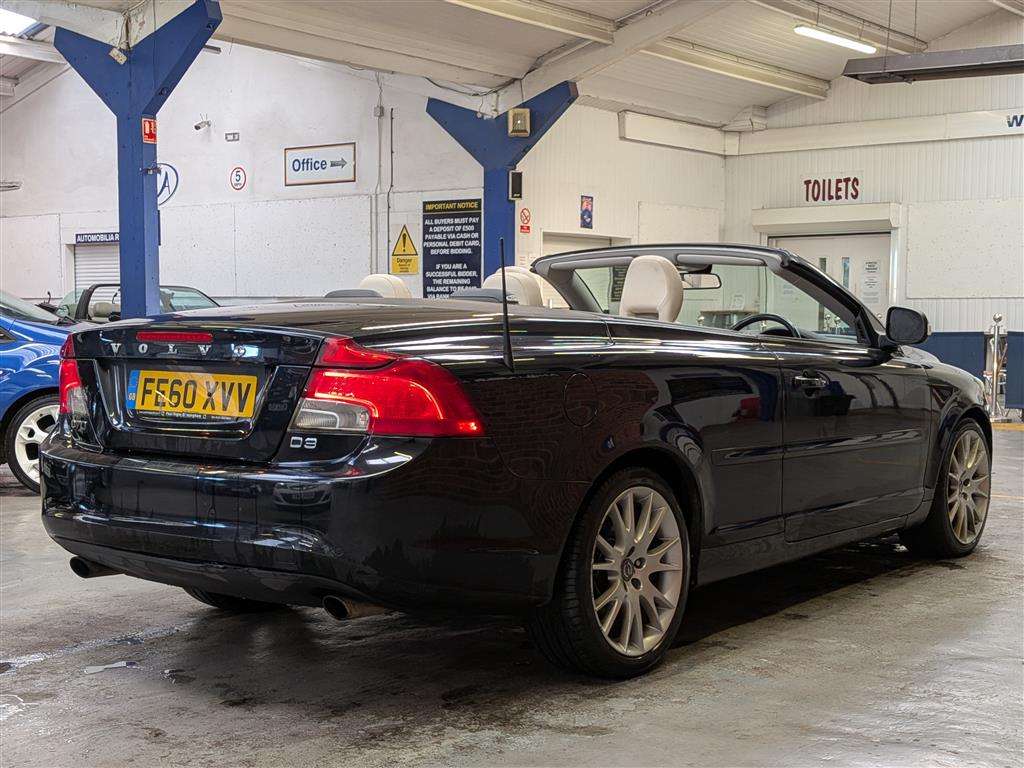 <p>2010 VOLVO C70 SE D3 AUTO</p>
