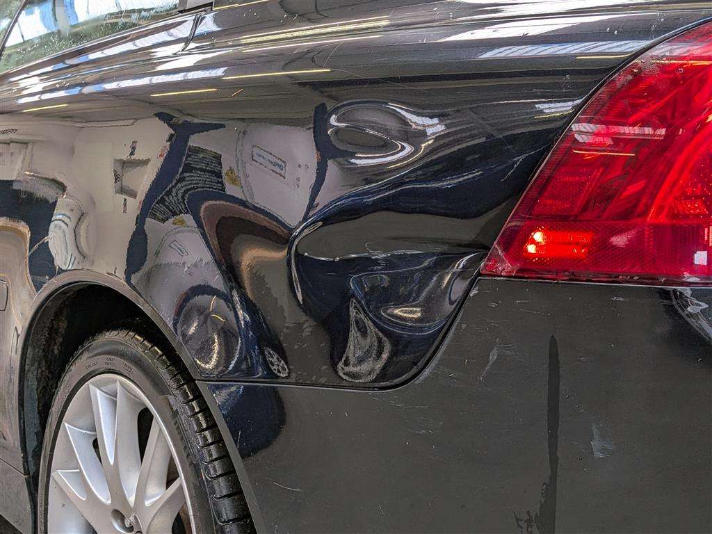 <p>2010 VOLVO C70 SE D3 AUTO</p>