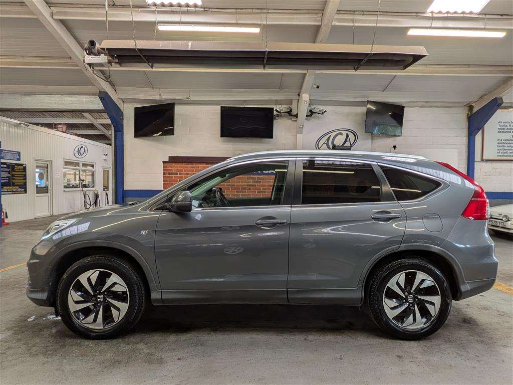 <p>2016 HONDA CR-V SR I-DTEC AUTO</p>