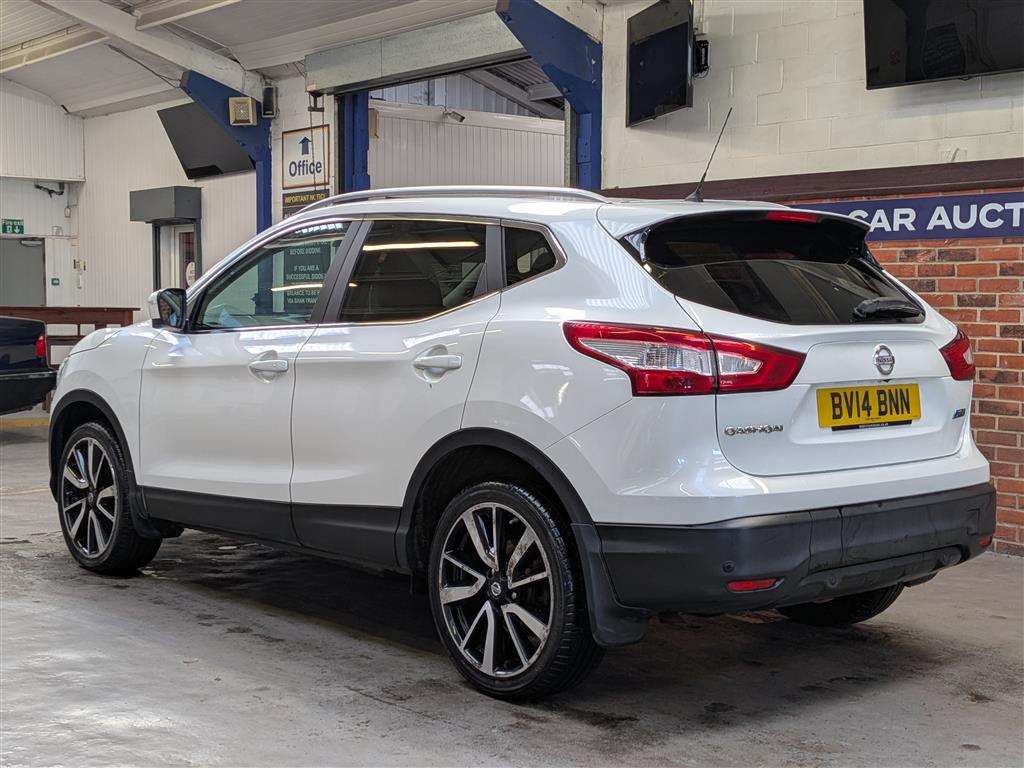 <p>2014 NISSAN QASHQAI TEKNA DCI</p>