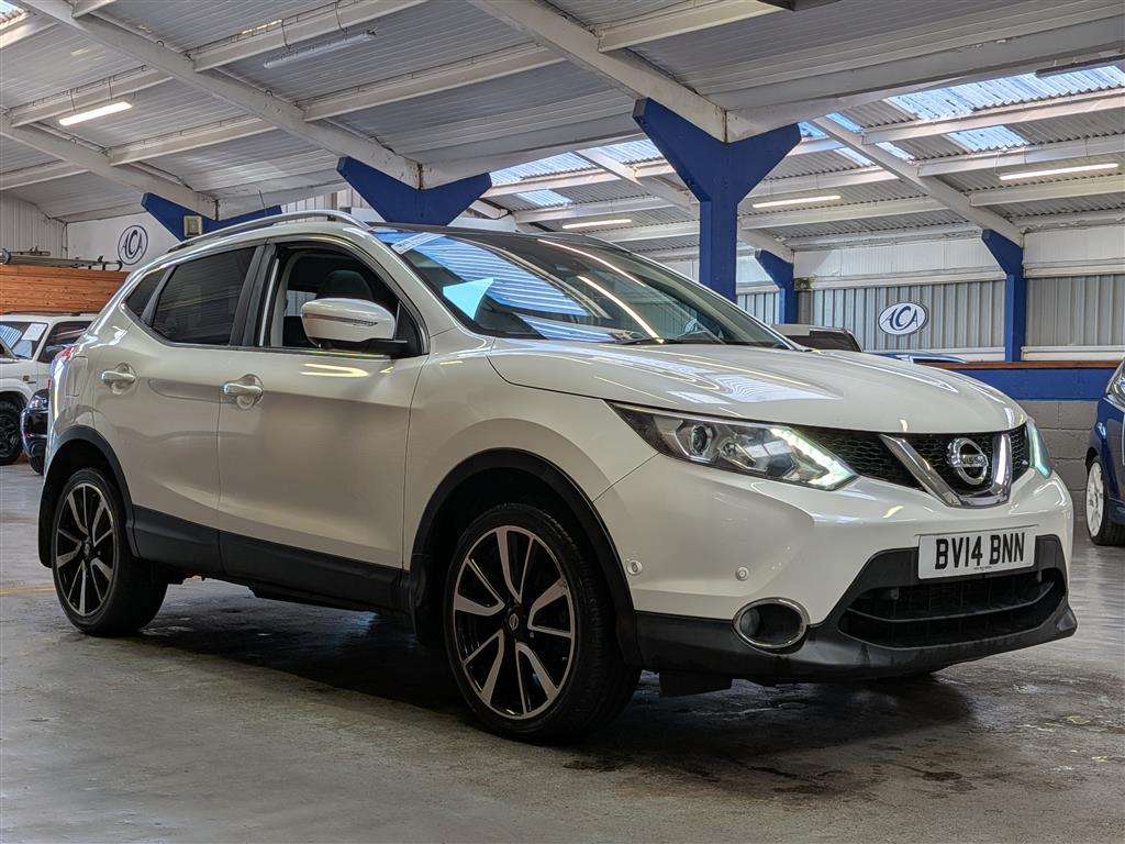 <p>2014 NISSAN QASHQAI TEKNA DCI</p>