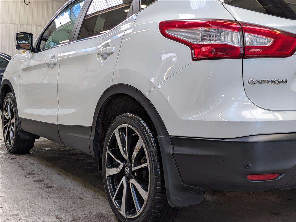 <p>2014 NISSAN QASHQAI TEKNA DCI</p>