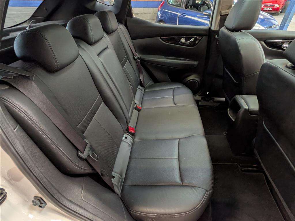 <p>2014 NISSAN QASHQAI TEKNA DCI</p>