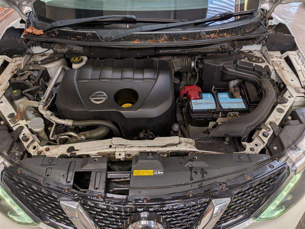 <p>2014 NISSAN QASHQAI TEKNA DCI</p>