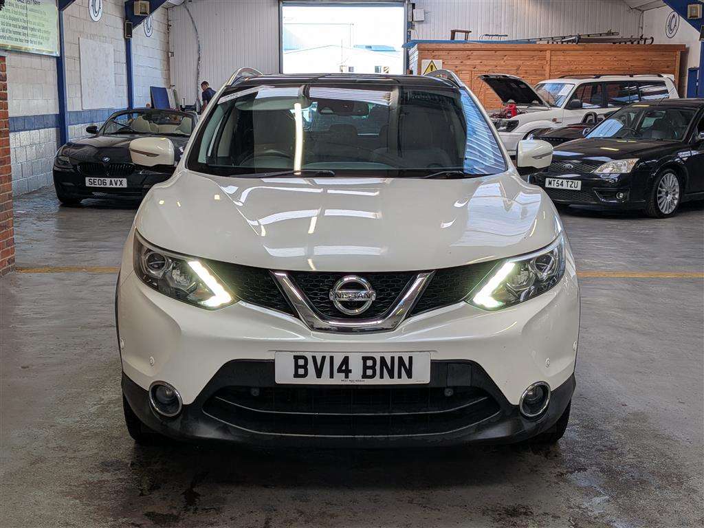 <p>2014 NISSAN QASHQAI TEKNA DCI</p>