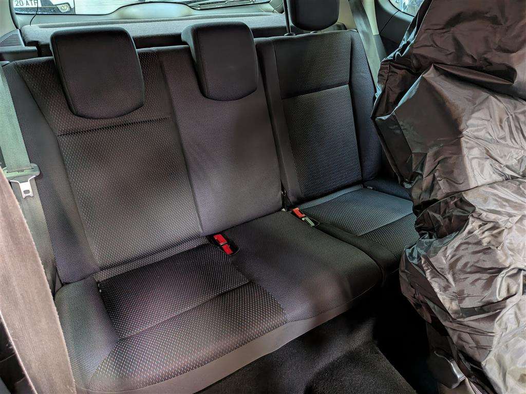 <p>2006 RENAULT CLIO DYNAMIQUE S</p>