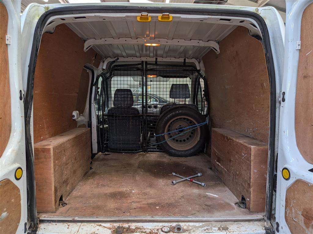 <p>2012 FORD TRANSIT CONNECT T200</p>