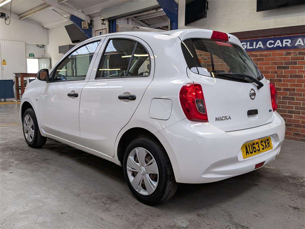 <p>2013 NISSAN MICRA VISIA</p>