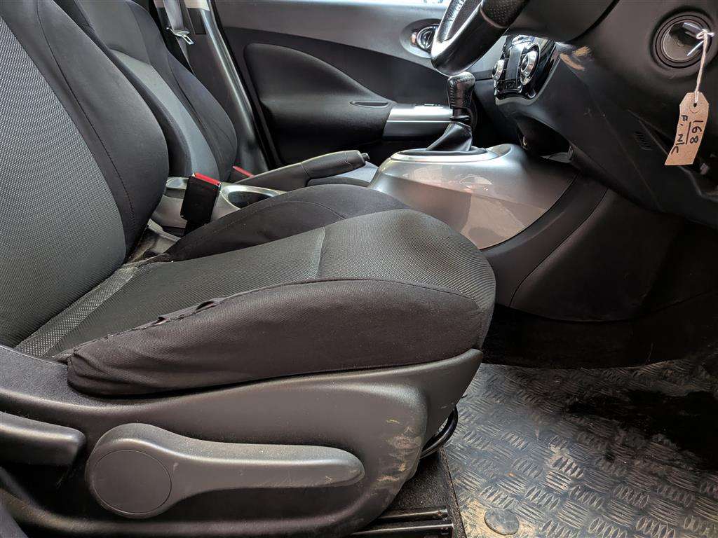<p>2013 NISSAN JUKE ACENTA DCI</p>