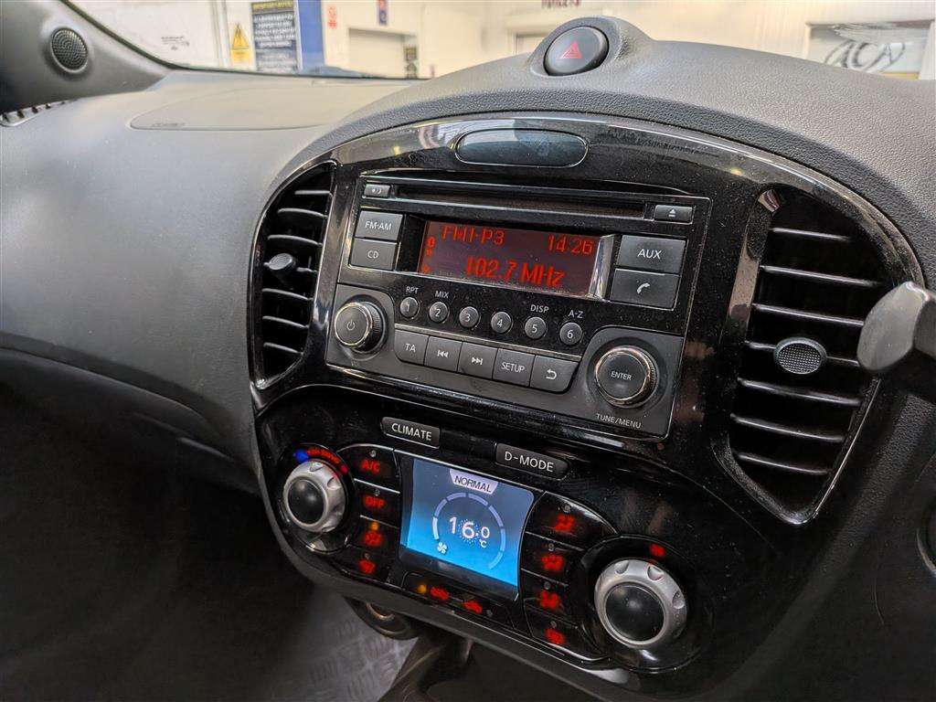 <p>2013 NISSAN JUKE ACENTA DCI</p>