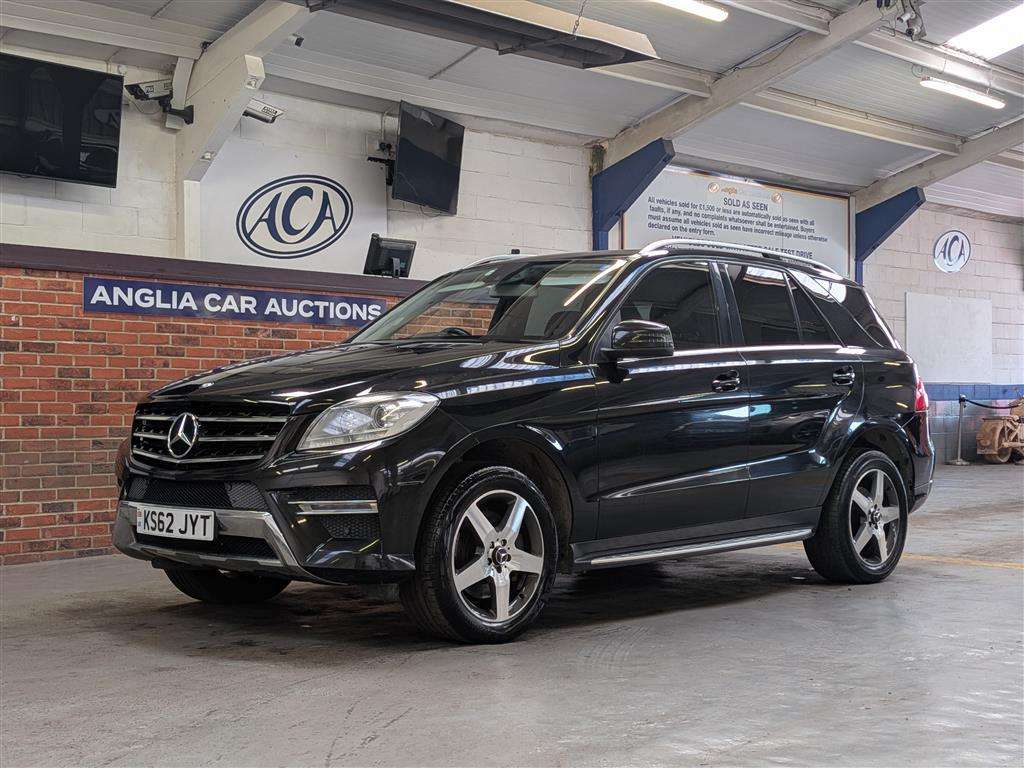 <p>2013 MERCEDES-BENZ ML350 SPORT BLUETEC AUTO</p>