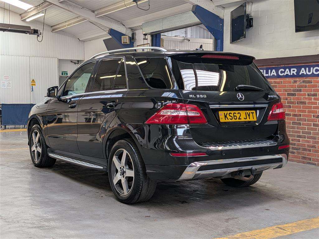 <p>2013 MERCEDES-BENZ ML350 SPORT BLUETEC AUTO</p>