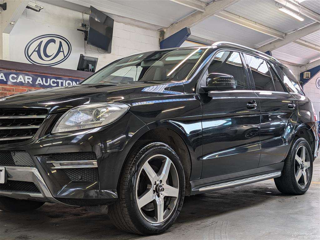 <p>2013 MERCEDES-BENZ ML350 SPORT BLUETEC AUTO</p>