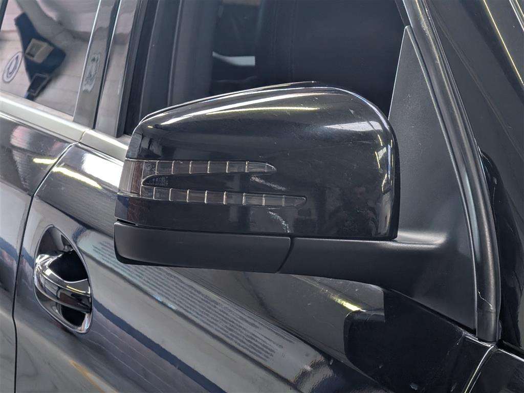 <p>2013 MERCEDES-BENZ ML350 SPORT BLUETEC AUTO</p>