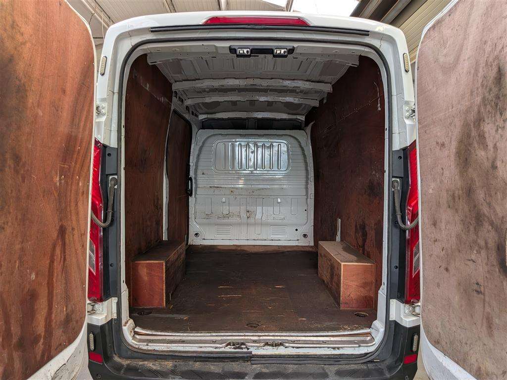 <p>2021 MAXUS DELIVER 9</p>