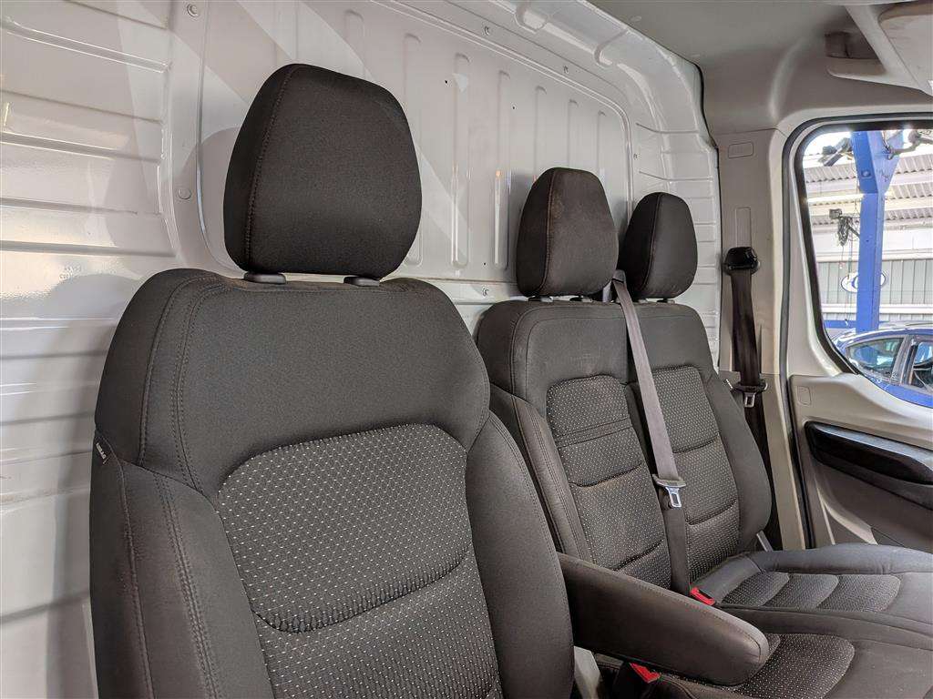 <p>2021 MAXUS DELIVER 9</p>