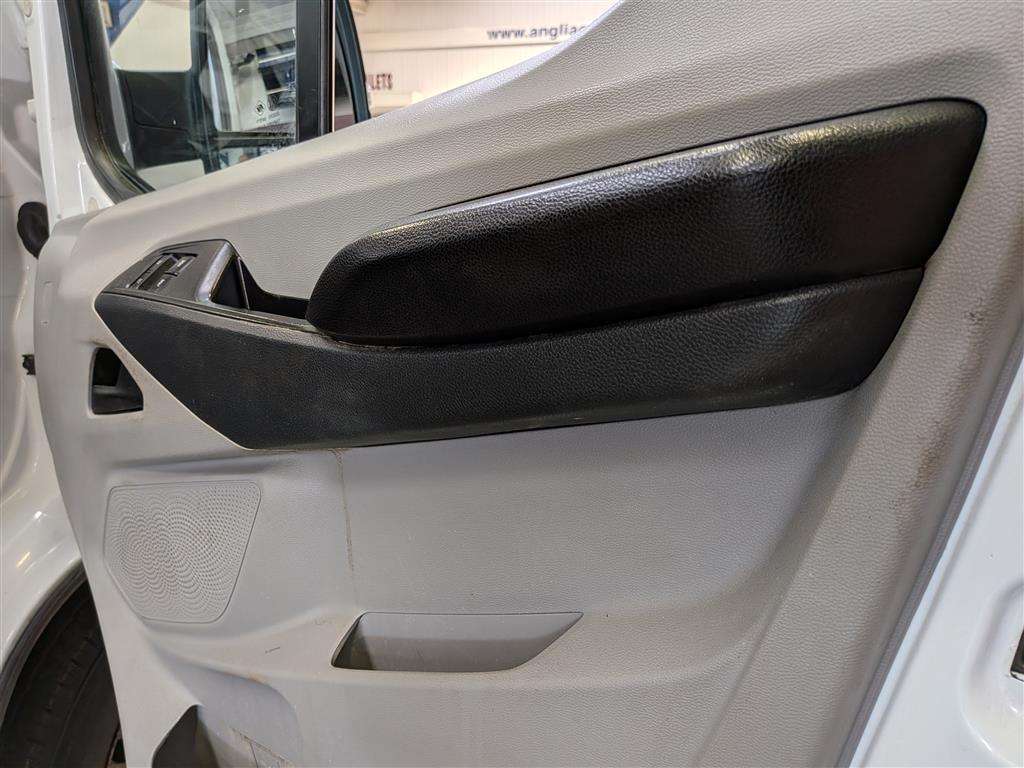 <p>2021 MAXUS DELIVER 9</p>