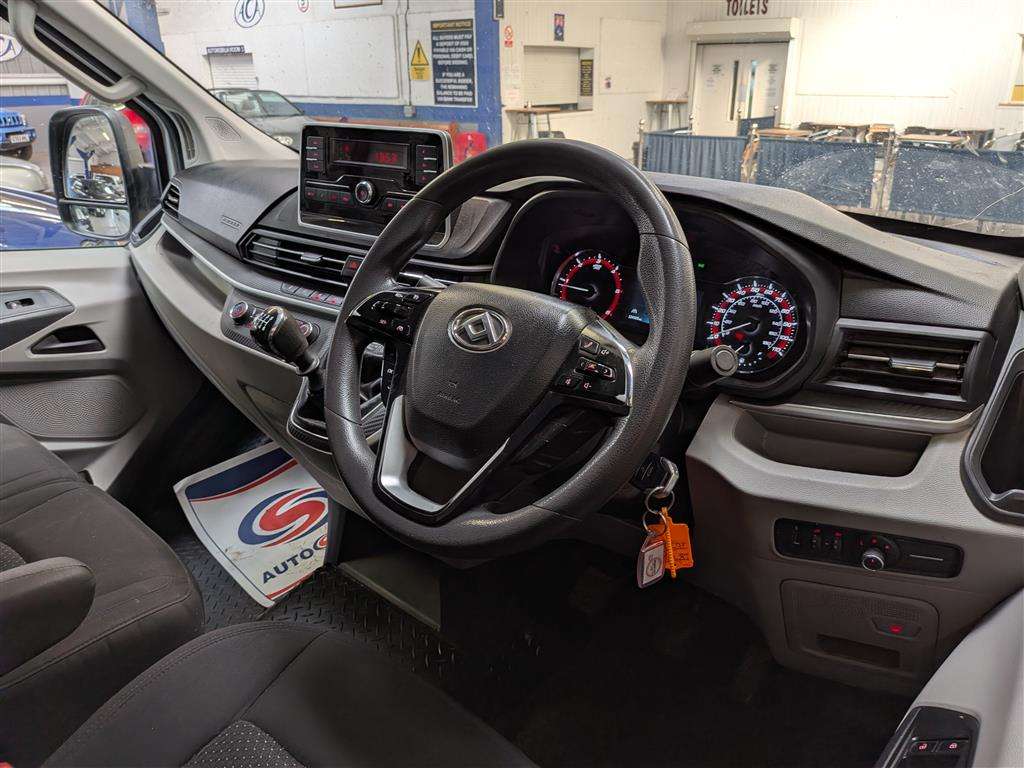 <p>2021 MAXUS DELIVER 9</p>
