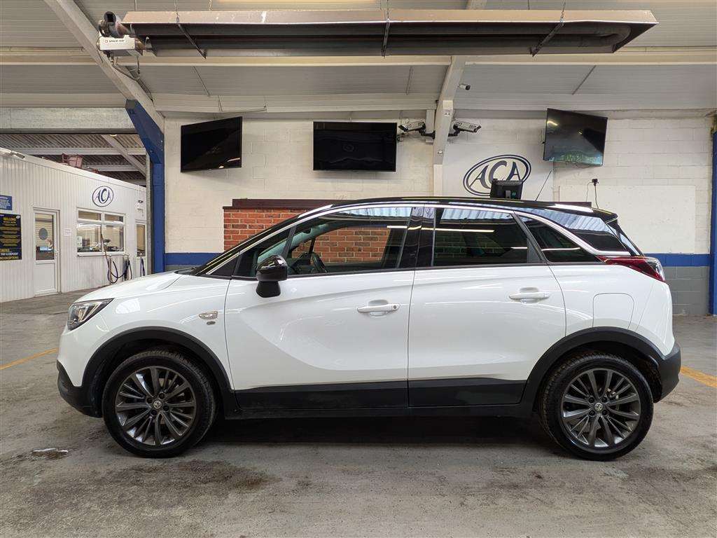 <p>2018 VAUXHALL CROSSLAND X ELITE NAV T D</p>