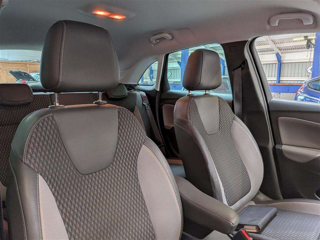 <p>2018 VAUXHALL CROSSLAND X ELITE NAV T D</p>