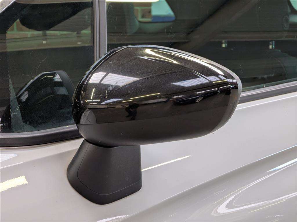 <p>2018 VAUXHALL CROSSLAND X ELITE NAV T D</p>