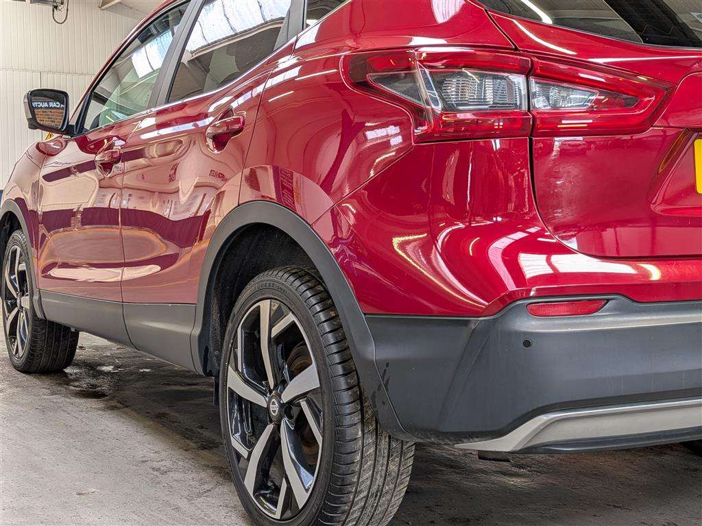 <p>2017 NISSAN QASHQAI TEKNA + DIG-T CVT</p>