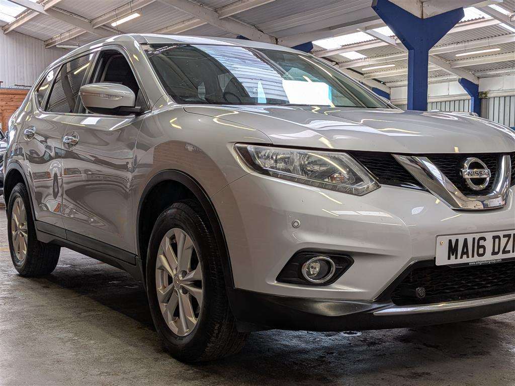 <p>2016 NISSAN X-TRAIL ACENTA DCI 4X4</p>