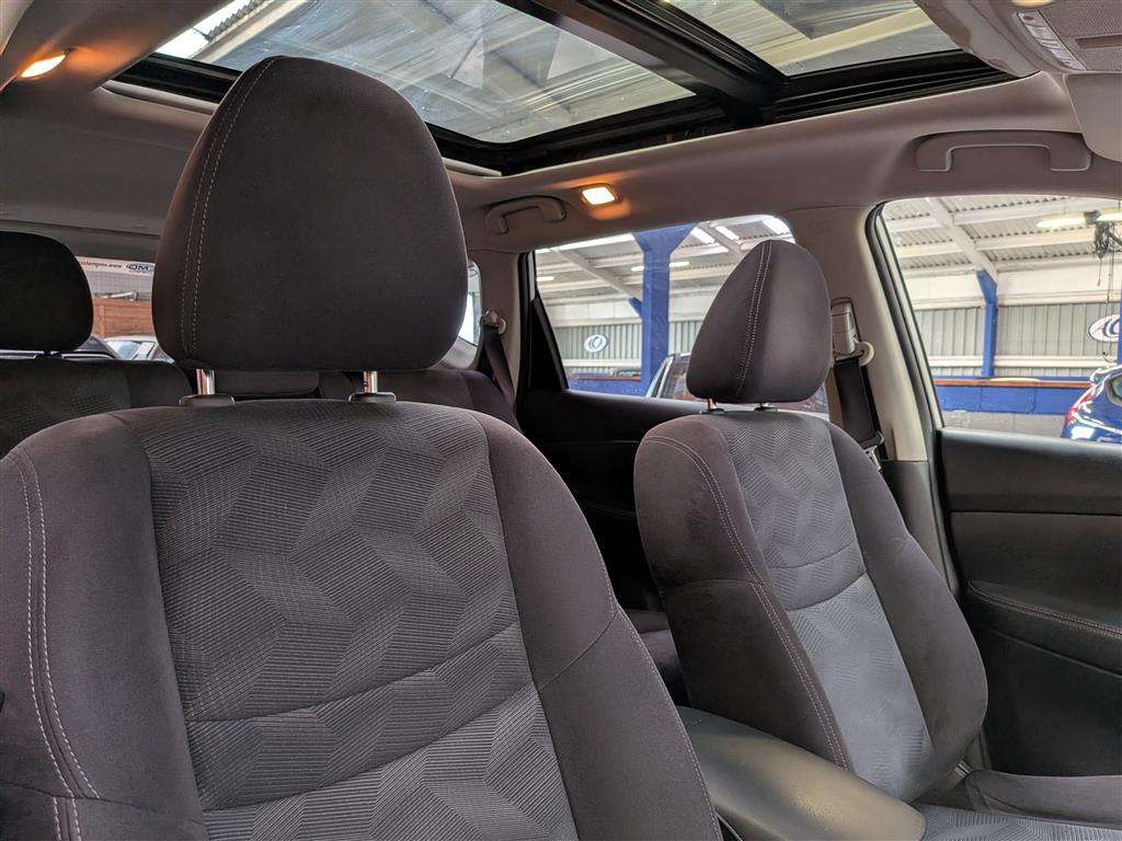 <p>2016 NISSAN X-TRAIL ACENTA DCI 4X4</p>