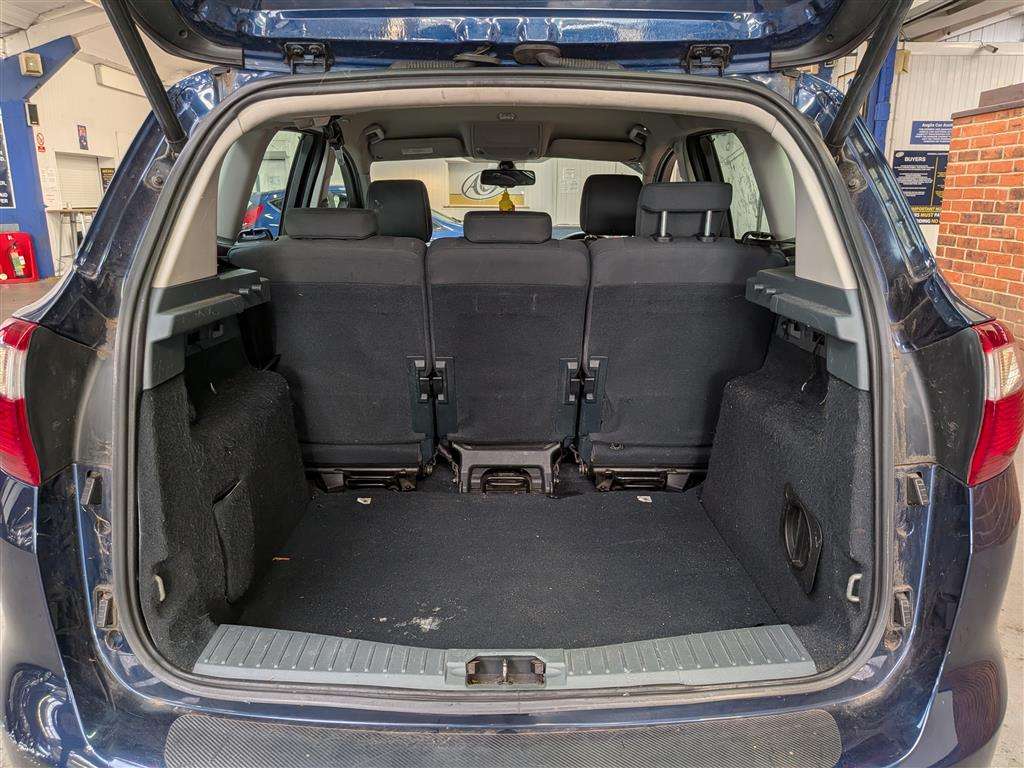 <p>2012 FORD C-MAX TITANIUM TDCI AUTO</p>