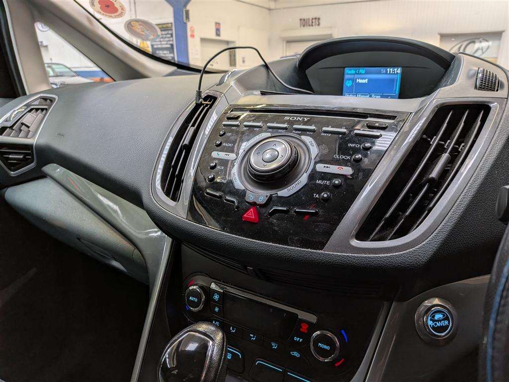 <p>2012 FORD C-MAX TITANIUM TDCI AUTO</p>