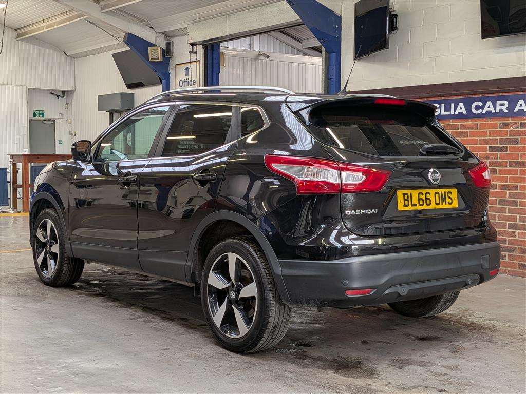 <p>2016 NISSAN QASHQAI N-CONNECTA DCI</p>