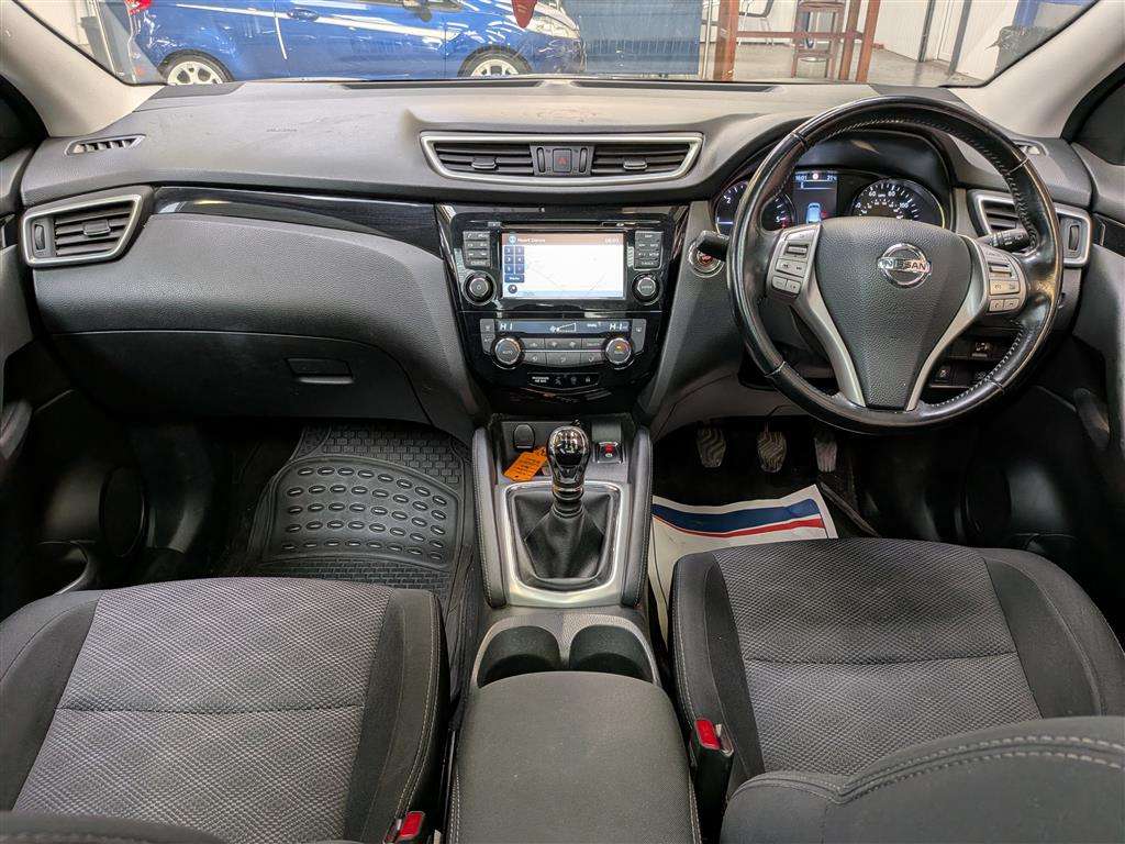 <p>2016 NISSAN QASHQAI N-CONNECTA DCI</p>