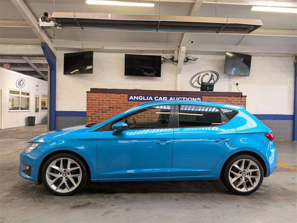 <p>2015 SEAT LEON FR TDI</p>