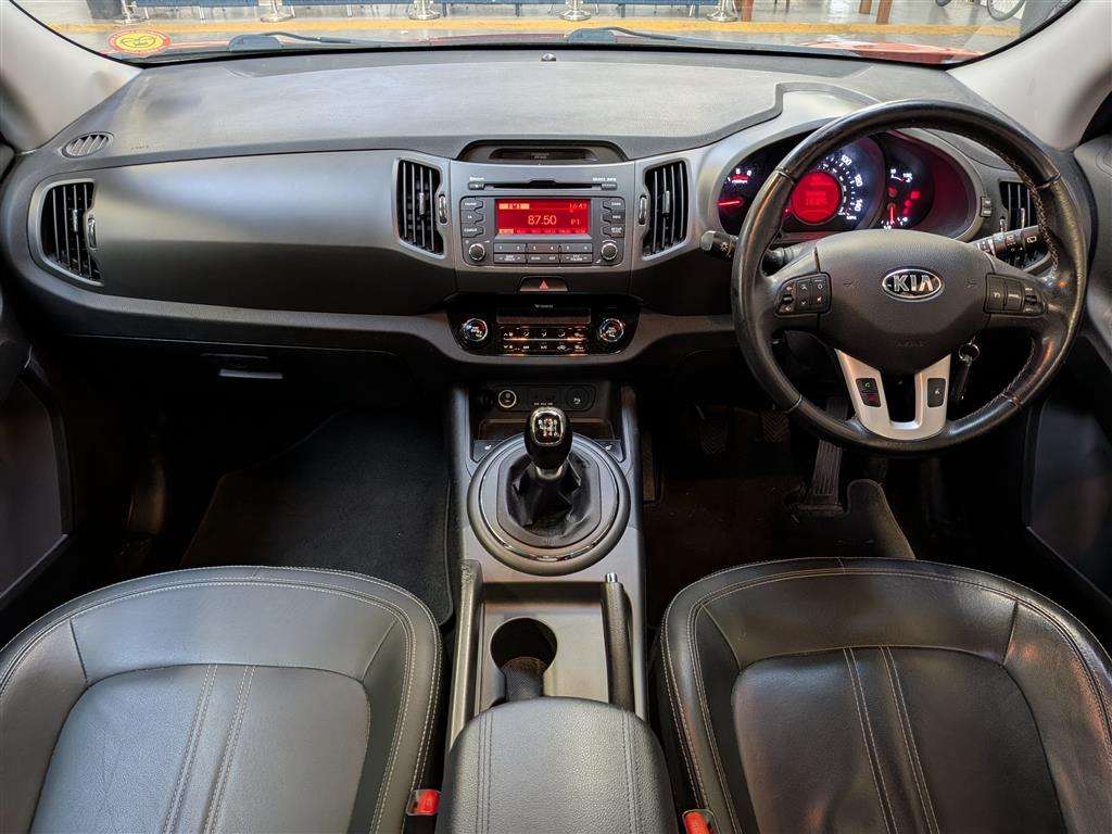 <p>2013 KIA SPORTAGE KX-3 CRDI</p>