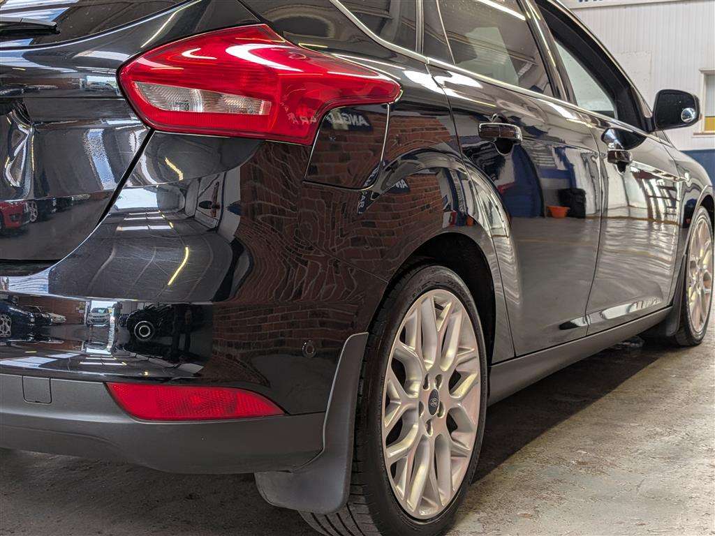 <p>2017 FORD FOCUS TITANIUM X TDCI</p>