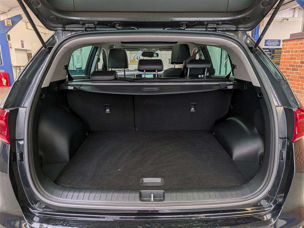<p>2019 KIA SPORTAGE 4 CRDI ISG</p>