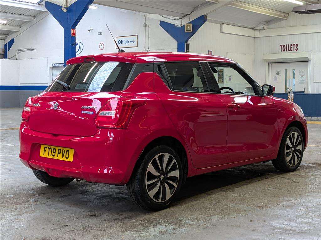 <p>2019 SUZUKI SWIFT SZ5 BOOSTERJET AUTO</p>