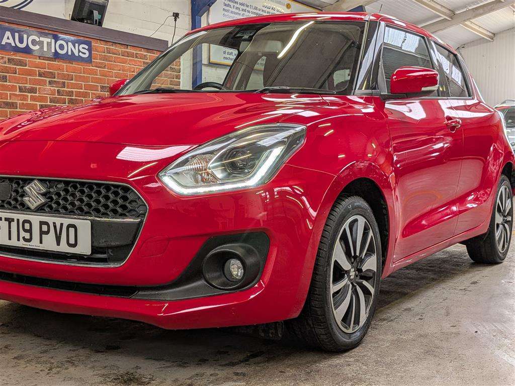 <p>2019 SUZUKI SWIFT SZ5 BOOSTERJET AUTO</p>