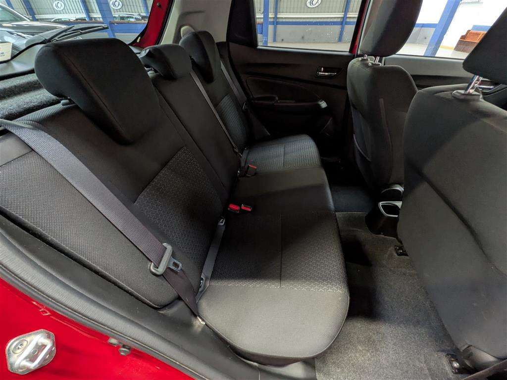 <p>2019 SUZUKI SWIFT SZ5 BOOSTERJET AUTO</p>