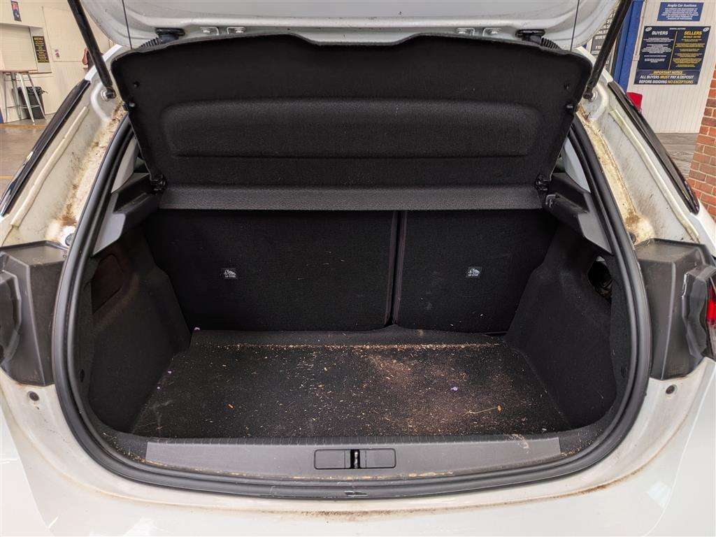 <p>2020 VAUXHALL CORSA SE</p>