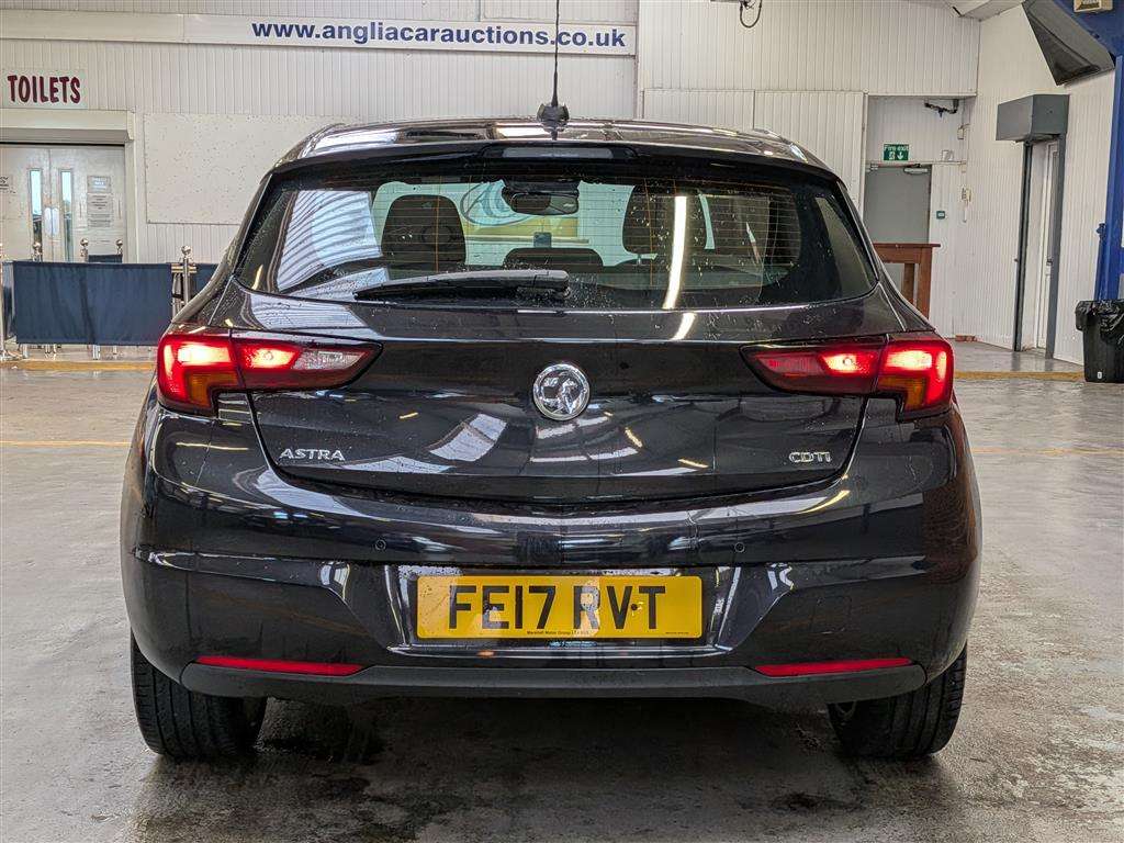 <p>2017 VAUXHALL ASTRA SRI CDTI AUTO</p>
