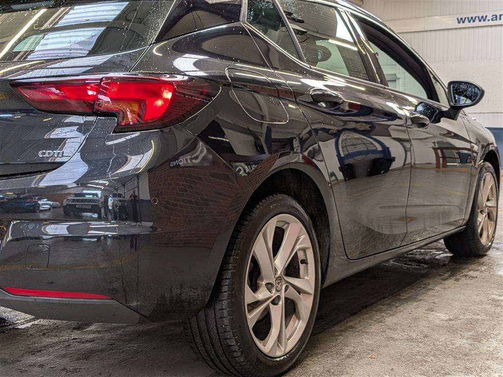 <p>2017 VAUXHALL ASTRA SRI CDTI AUTO</p>