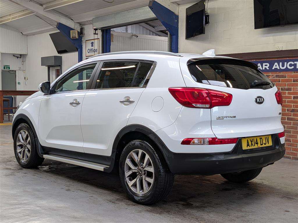 <p>2014 KIA SPORTAGE WHITE EDIT-N ISG</p>
