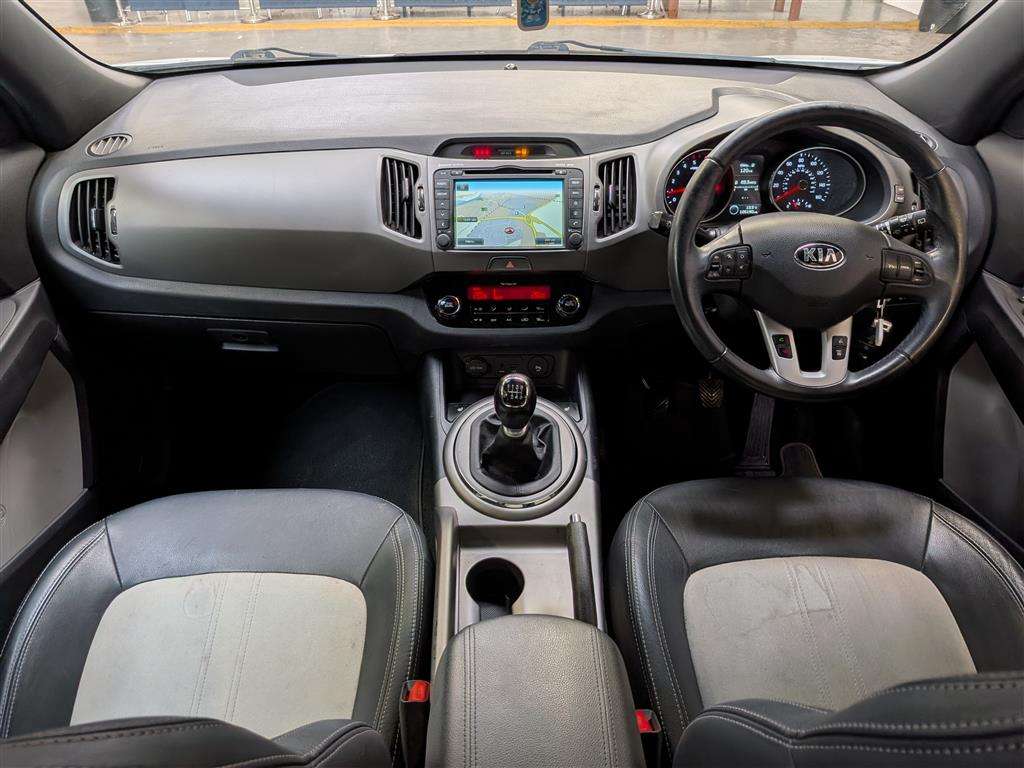 <p>2014 KIA SPORTAGE WHITE EDIT-N ISG</p>