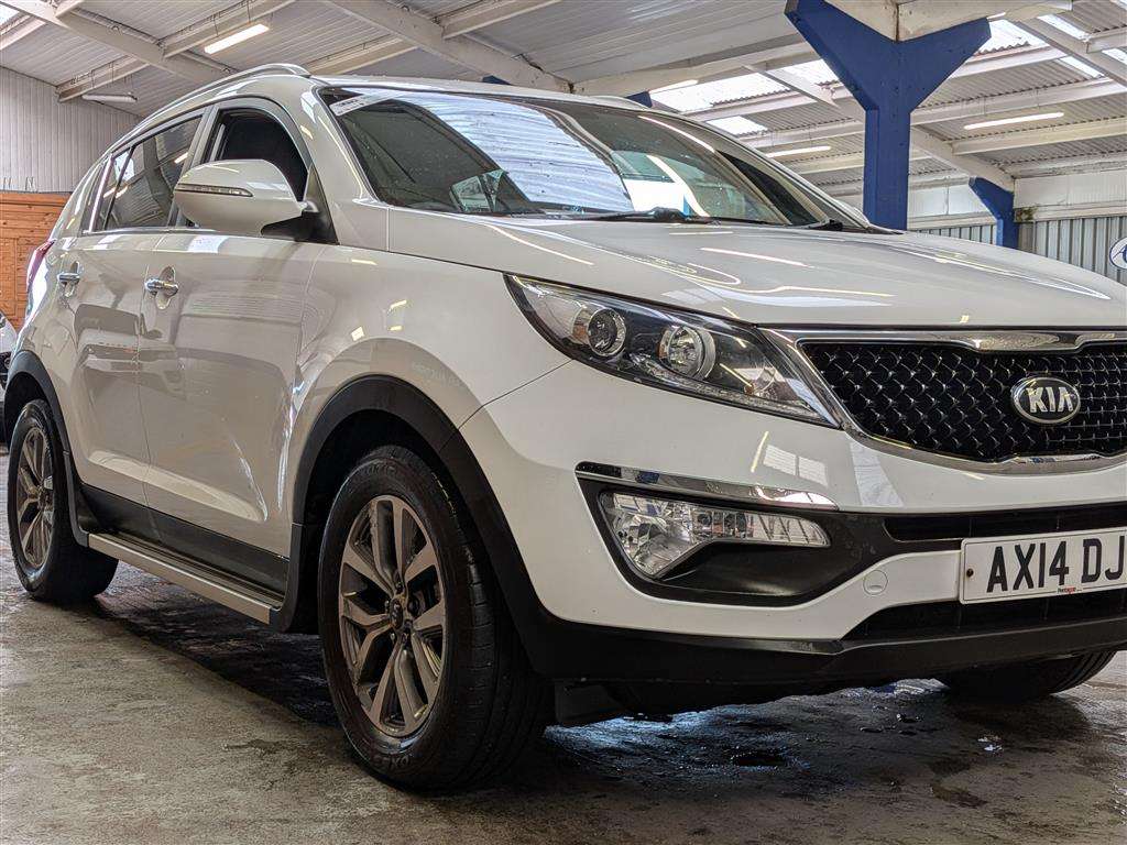 <p>2014 KIA SPORTAGE WHITE EDIT-N ISG</p>