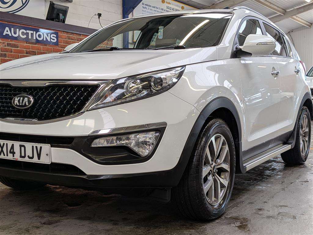 <p>2014 KIA SPORTAGE WHITE EDIT-N ISG</p>